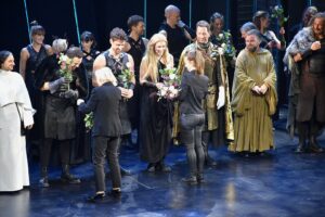 Musical „Robin Hood“: Premiere in Hameln begeistert mit erstklassiger Cast und packender Story | Robin Hood