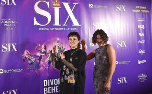 SIX feiert frenetische Deutschland-Premiere in Berlin – The Hype is real! | SIX