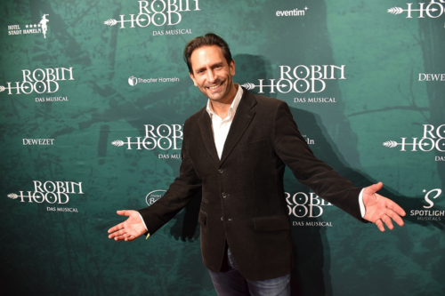 Alexander di Capri spricht über seine Blitz-Zusage für das Musical "Robin Hood"