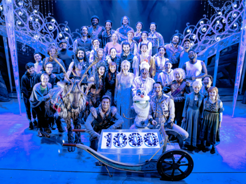 Disney-Musical "Die Eiskönigin" gelingt mit 1.000 Show ein Rekord im Stage Theater an der Elbe